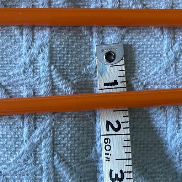 Sturdy colorful hangers set of 13 - Picture 3 of 7